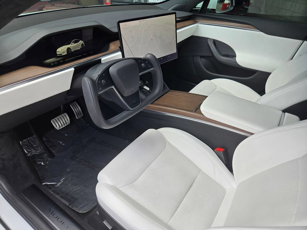 Used 2023 Tesla Model S Standard Range AWD/4WD image 10