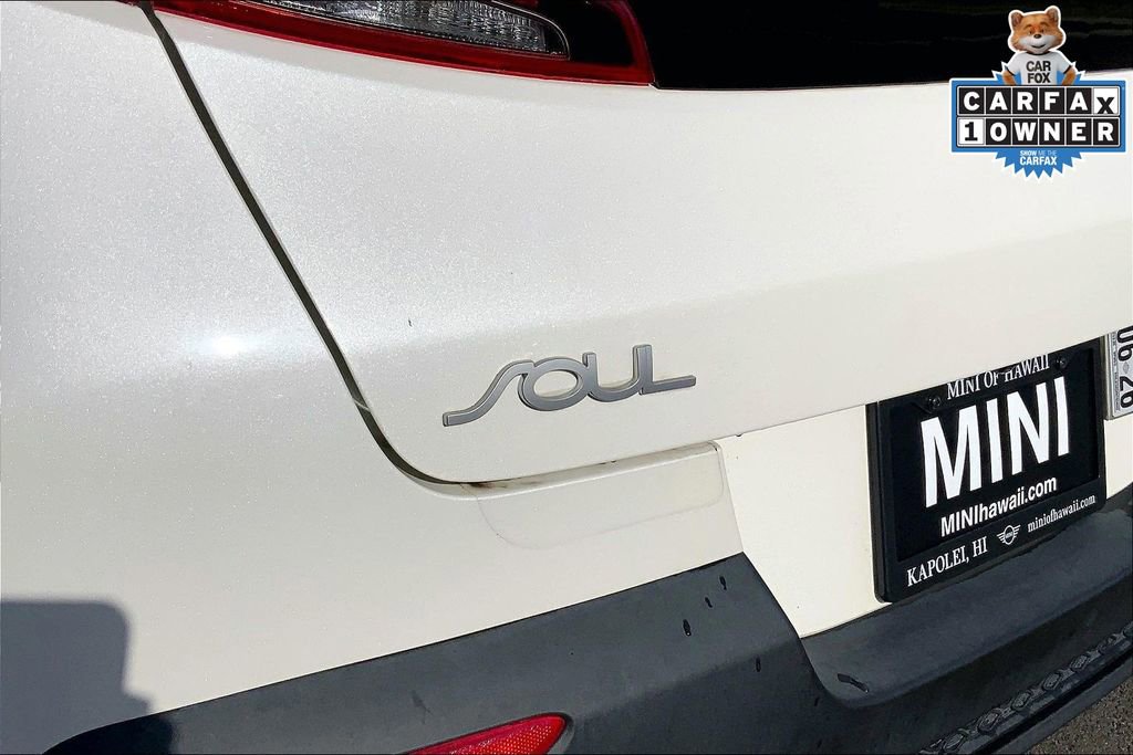 Used 2022 Kia Soul LX w/ Technology Package FWD image 8