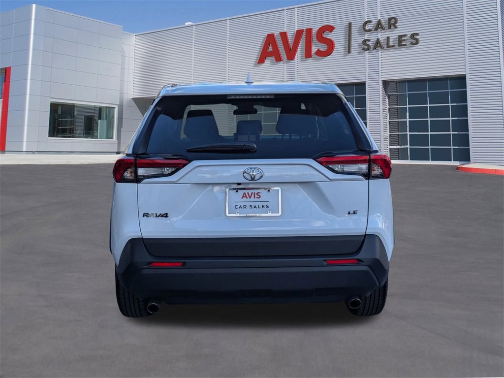 Used 2025 Toyota RAV4 LE image 7
