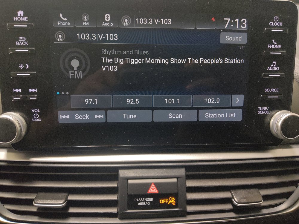 Used 2021 Honda Accord Hybrid image 25