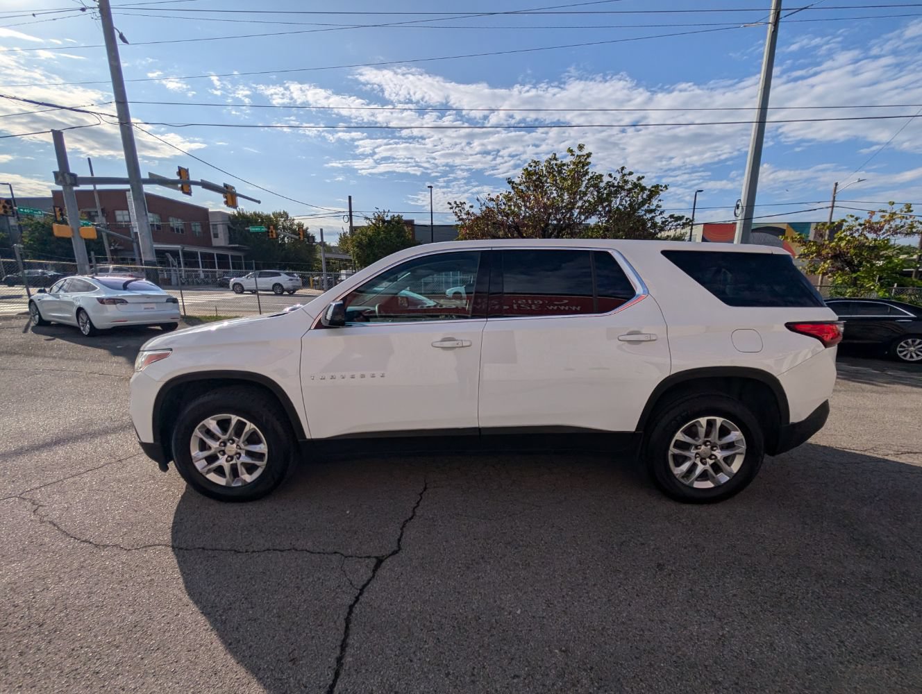 Used 2018 Chevrolet Traverse LS FWD image 9