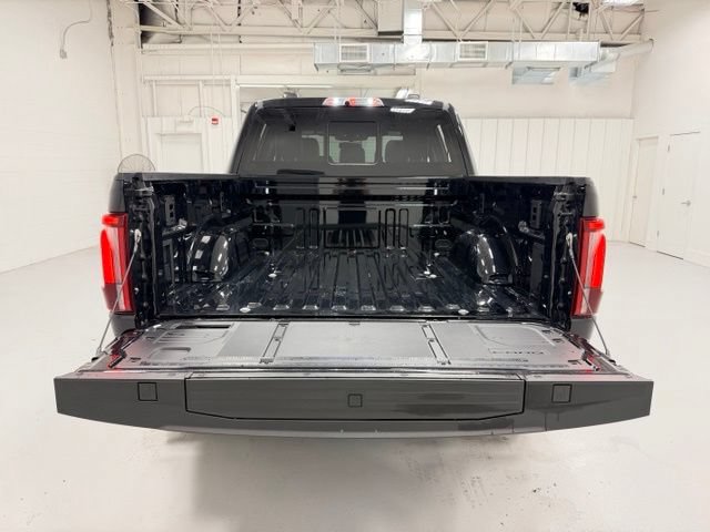 Used 2025 Ford F150 Raptor AWD/4WD image 22