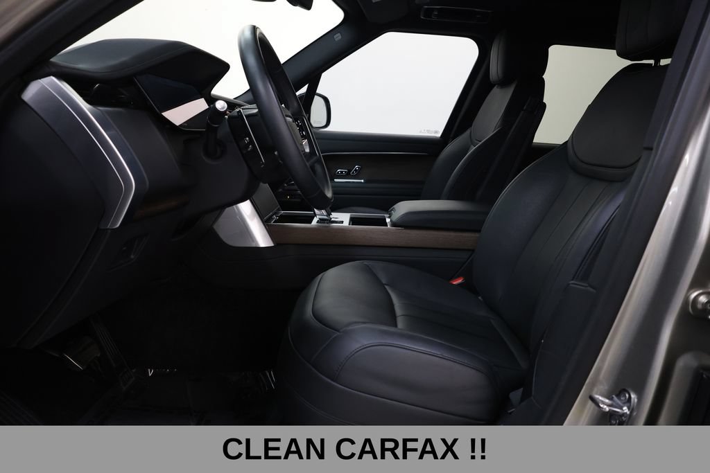 Used 2025 Land Rover Range Rover Long Wheelbase SE AWD/4WD image 8
