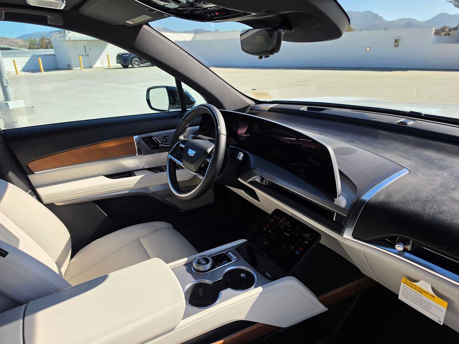 New 2027 Cadillac Vistiq Luxury AWD/4WD image 12