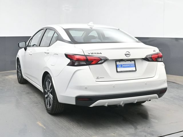 Used 2020 Nissan Versa SV FWD image 7