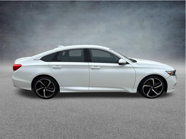 Used 2018 Honda Accord Sport image 11