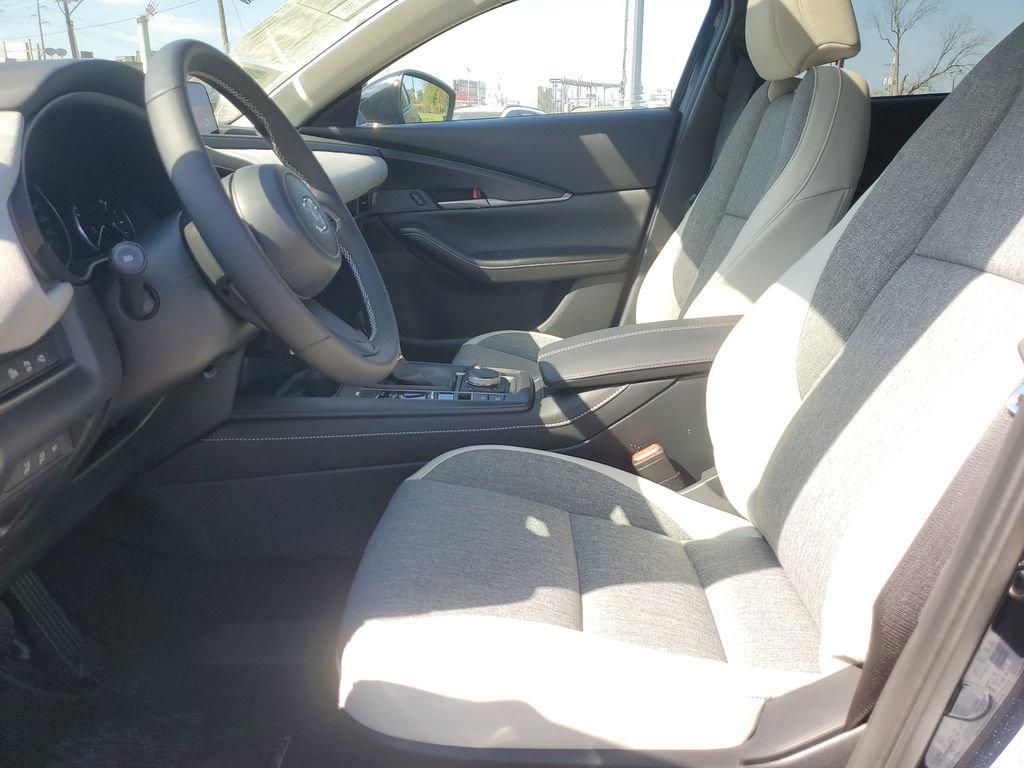 New 2026 MAZDA CX-30 Aire Edition image 16