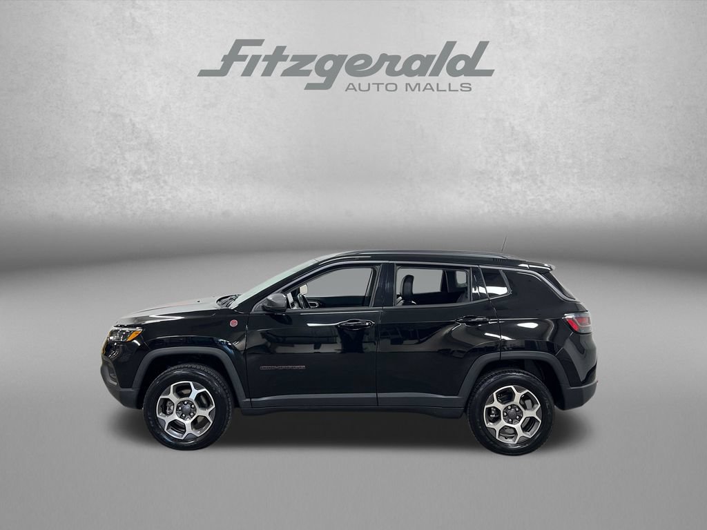 Used 2022 Jeep Compass Trailhawk w/ Trailhawk Elite Group AWD/4WD image 2