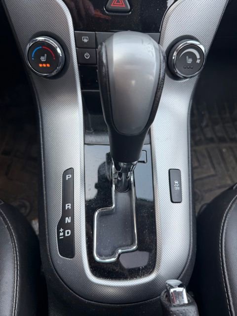 Used 2015 Chevrolet Cruze LTZ w/ Sun, Sound and Sport Package image 22