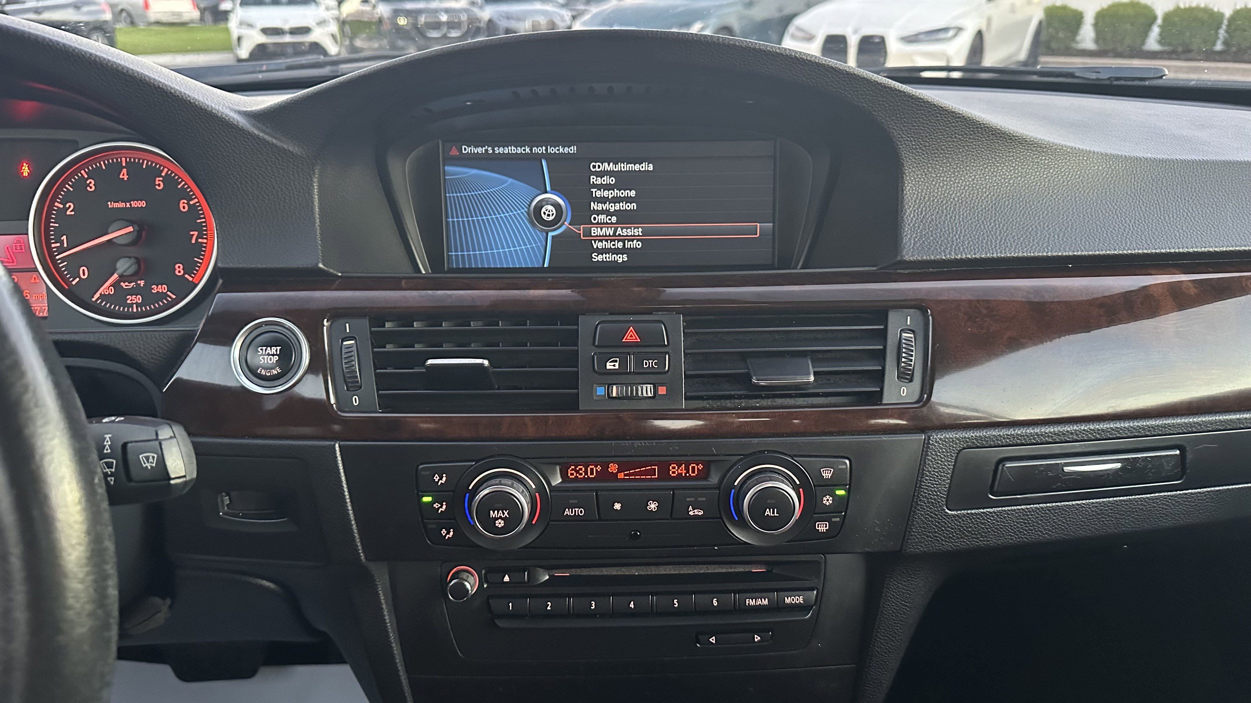 Used 2011 BMW 335i Convertible image 30