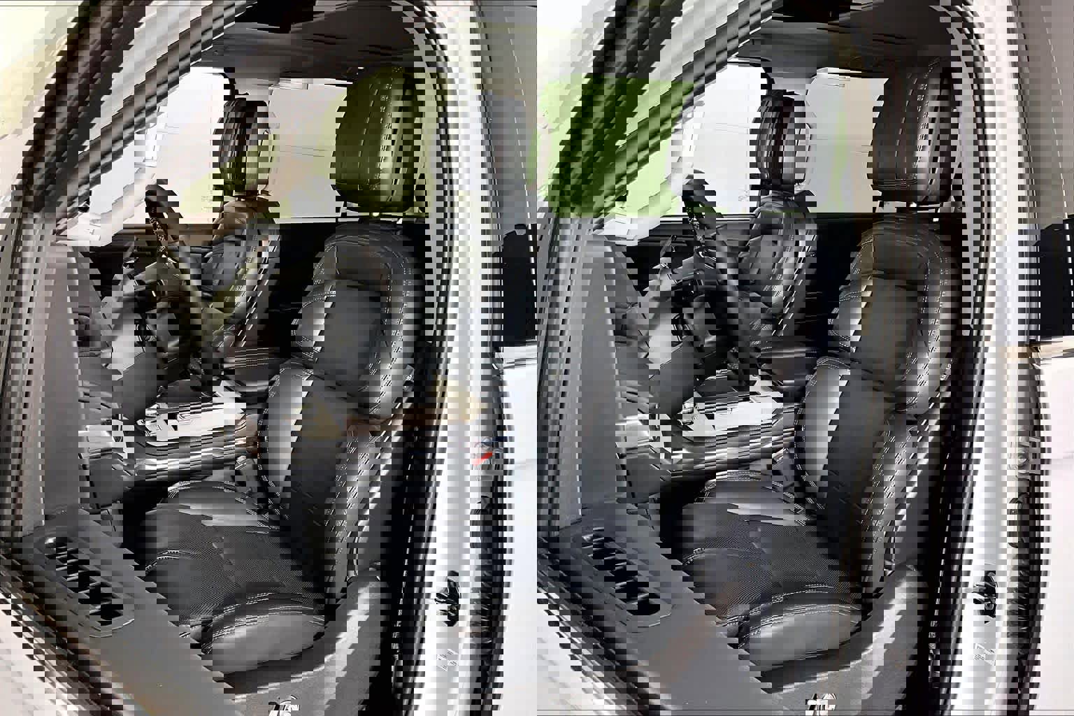 Used 2025 Lincoln Navigator Reserve image 8