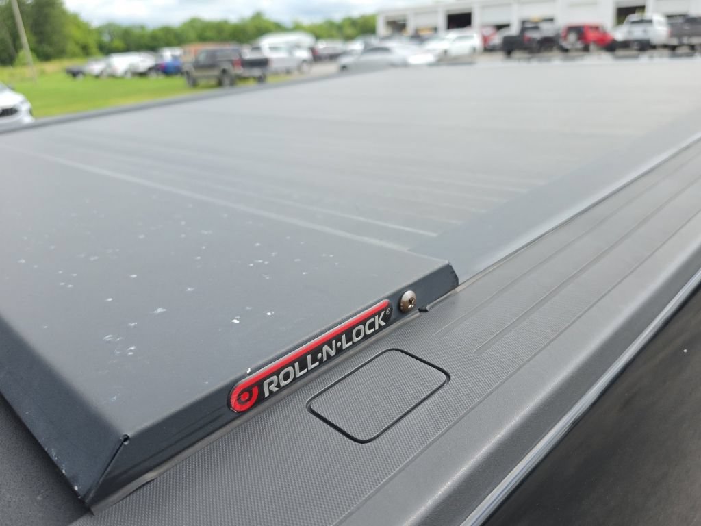 Used 2019 GMC Sierra 2500 Denali w/ Duramax Plus Package AWD/4WD image 17