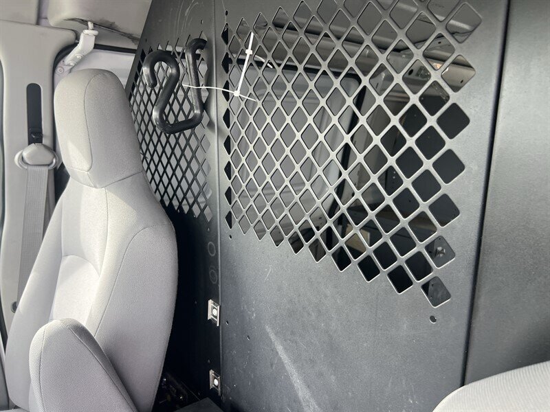 Used 2013 Ford E-150 and Econoline 150 RWD image 23