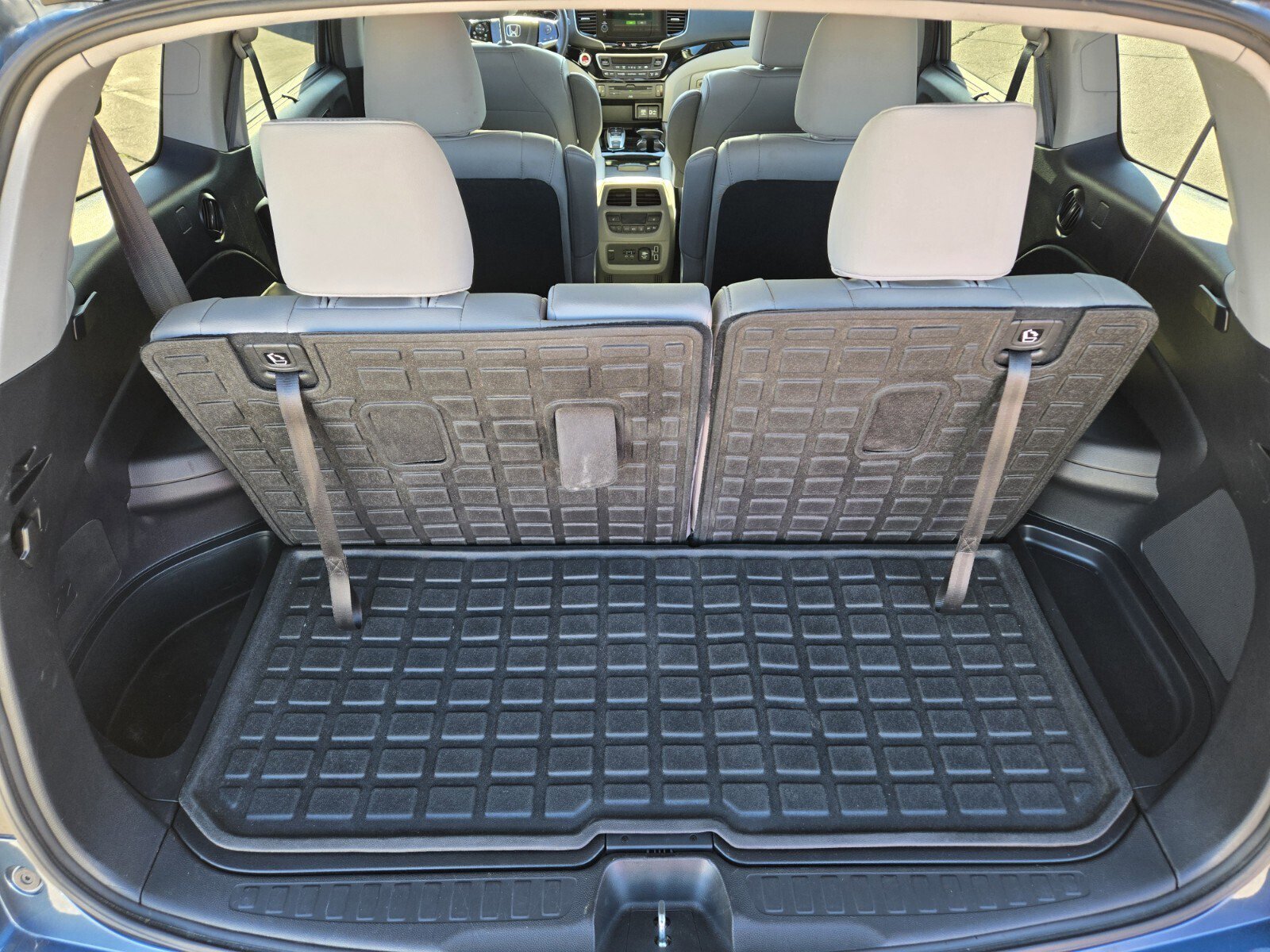 Used 2020 Honda Pilot Touring image 14