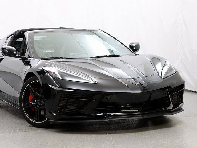 Used 2023 Chevrolet Corvette Stingray Preferred Cpe w/ Z51 Performance Package image 3
