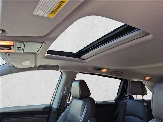 Used 2018 Honda Odyssey EX-L image 16
