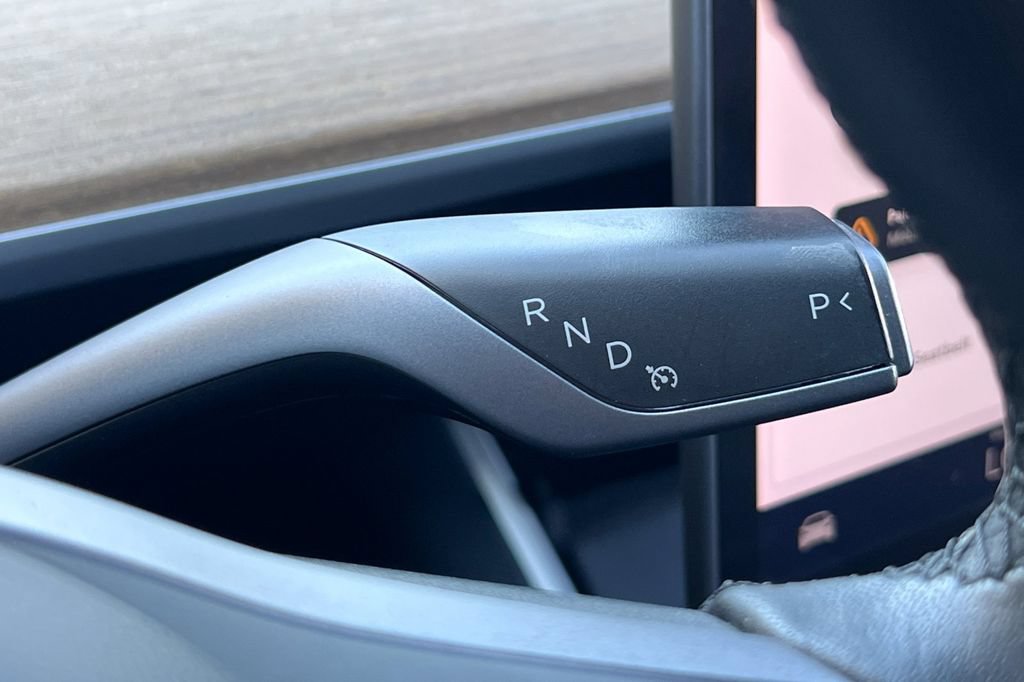 Used 2020 Tesla Model Y Long Range AWD/4WD image 24