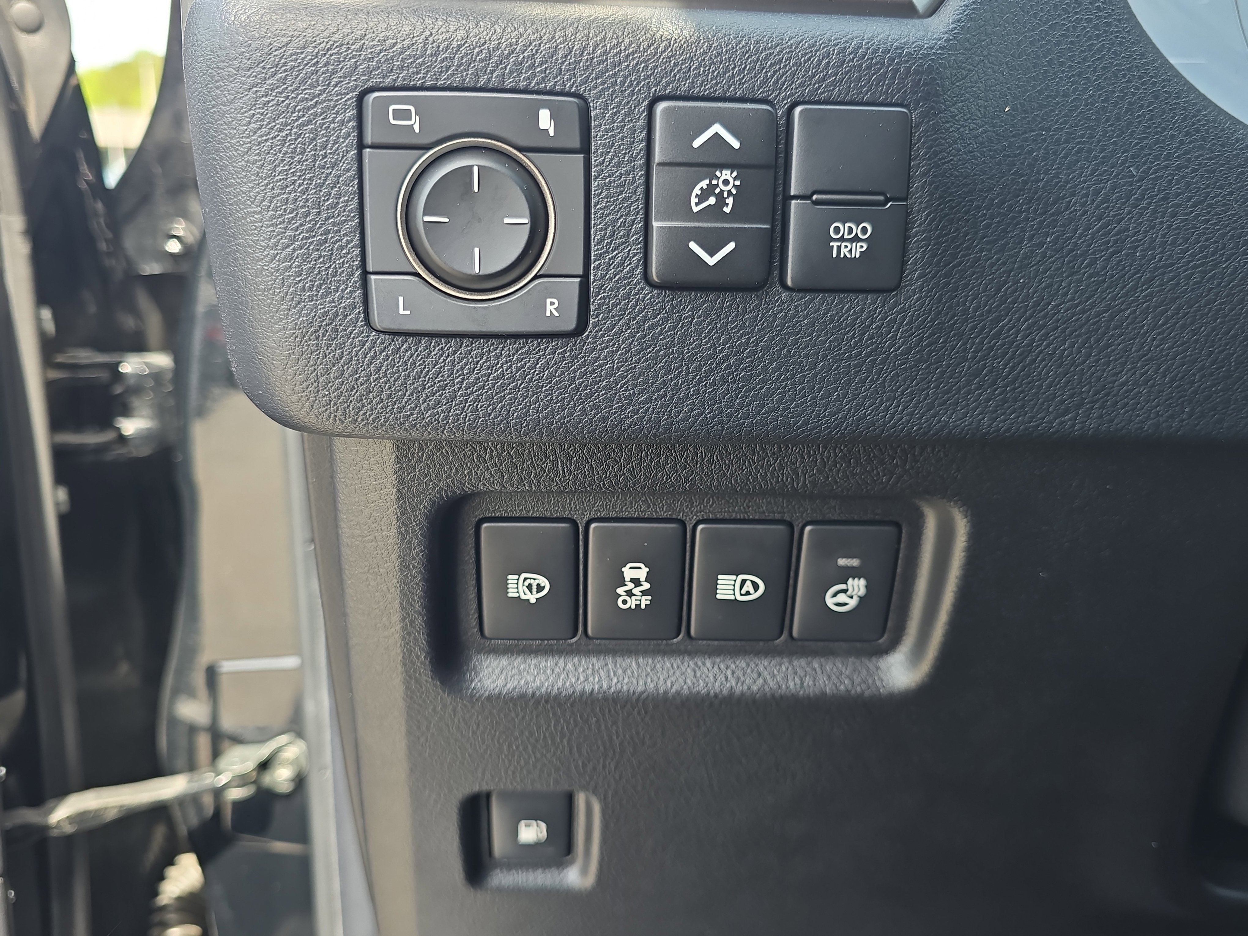 Used 2022 Lexus GX 460 Premium w/ Premium Plus Package image 29