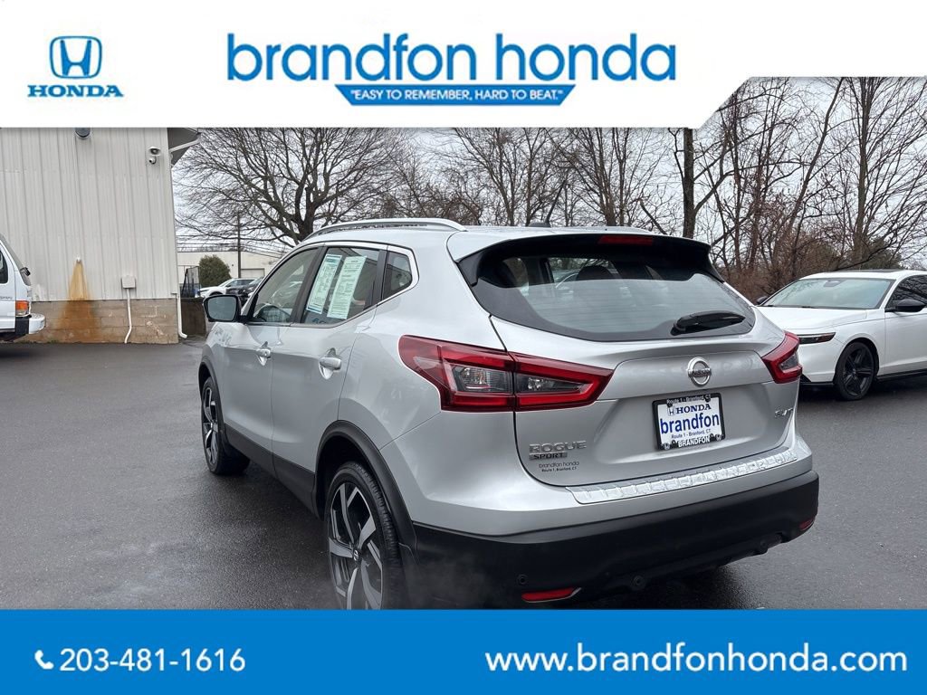 Used 2022 Nissan Rogue Sport SL w/ Premium Package image 4