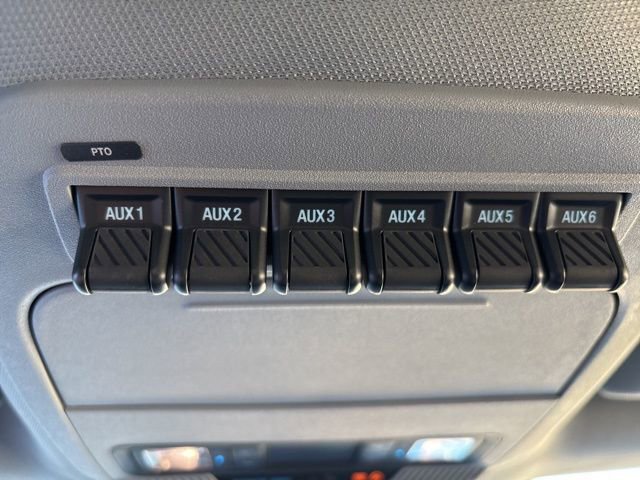 New 2023 Ford F450 XL w/ XL Chrome Package RWD image 38