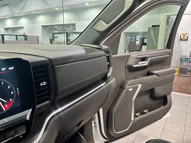 Used 2024 GMC Sierra 1500 SLT w/ SLT Premium Plus Package image 23