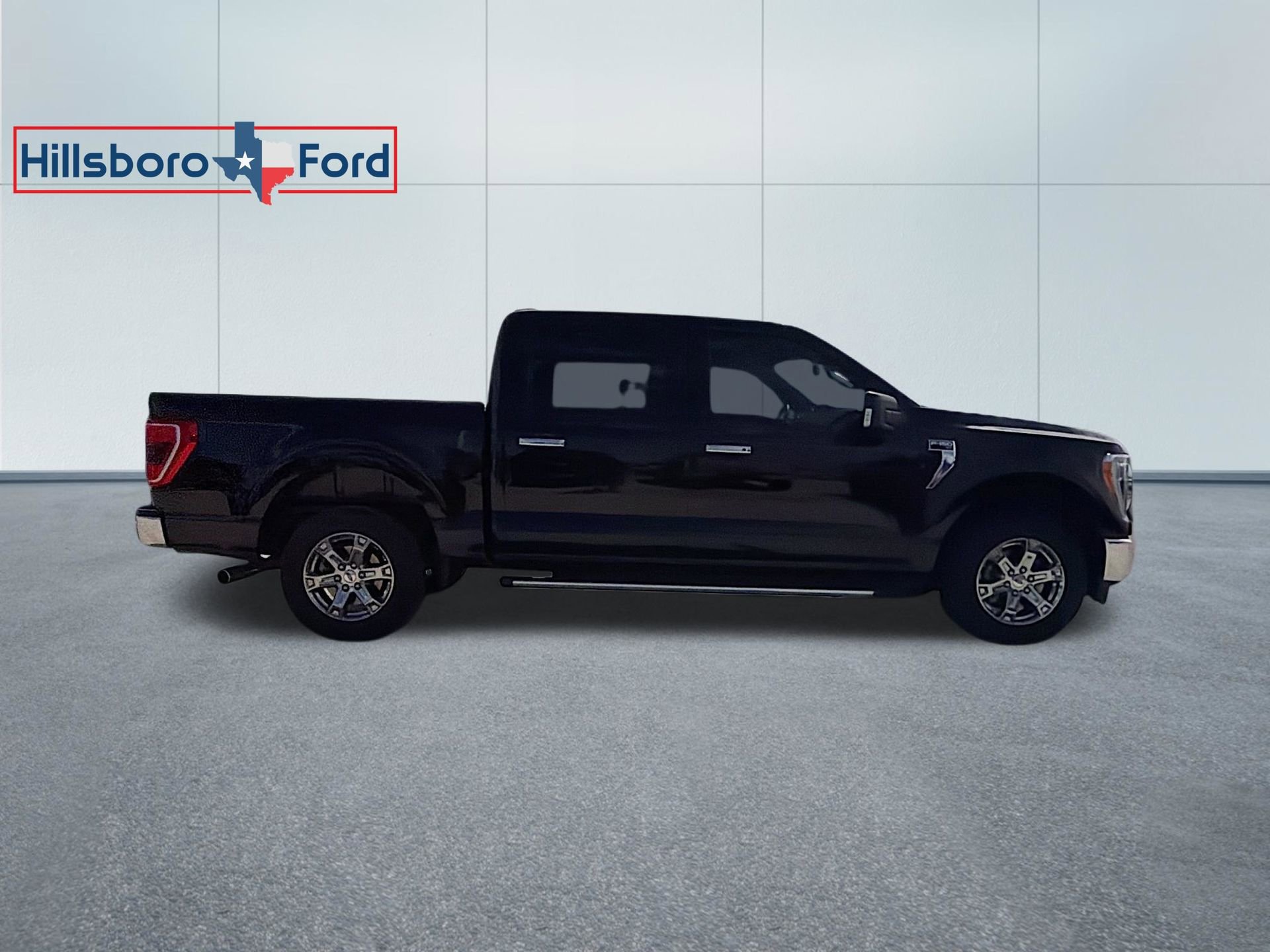 Used 2023 Ford F150 XLT w/ Equipment Group 302A High image 5