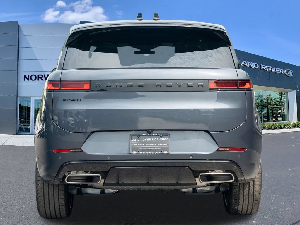 New 2026 Land Rover Range Rover Sport Dynamic SE AWD/4WD image 5