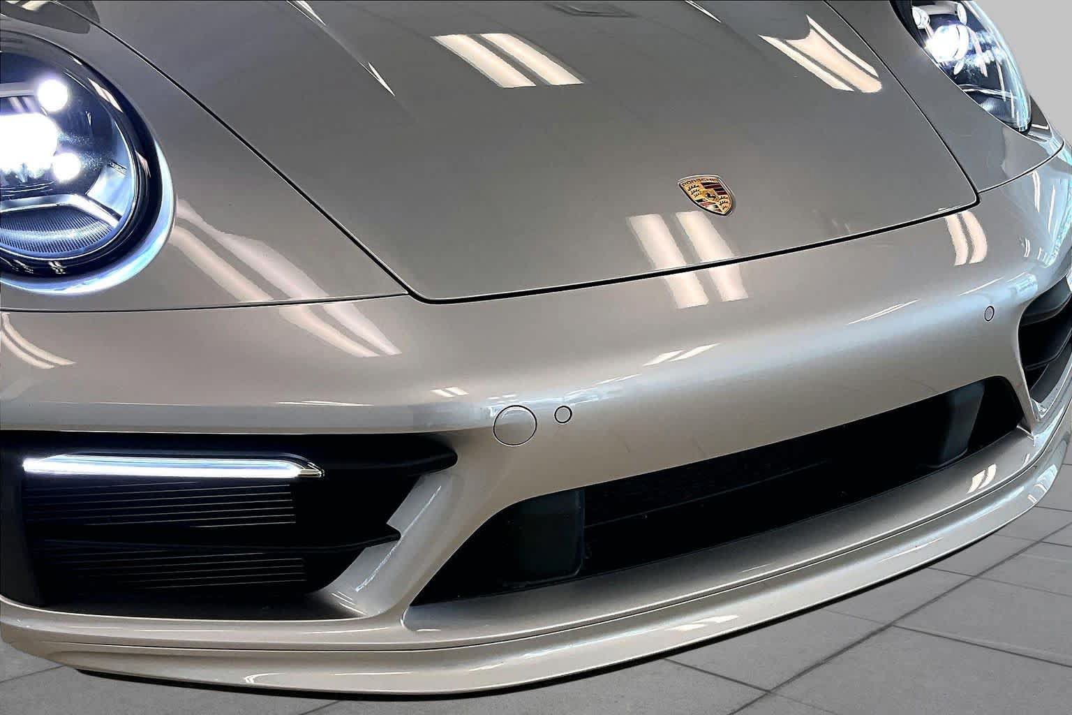 Used 2024 Porsche 911 Carrera T RWD image 28