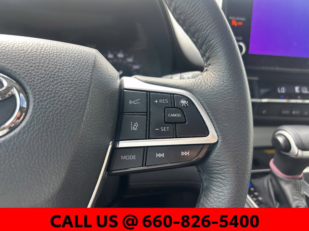 Certified 2025 Toyota Sienna XLE w/ XLE Plus Package FWD image 13