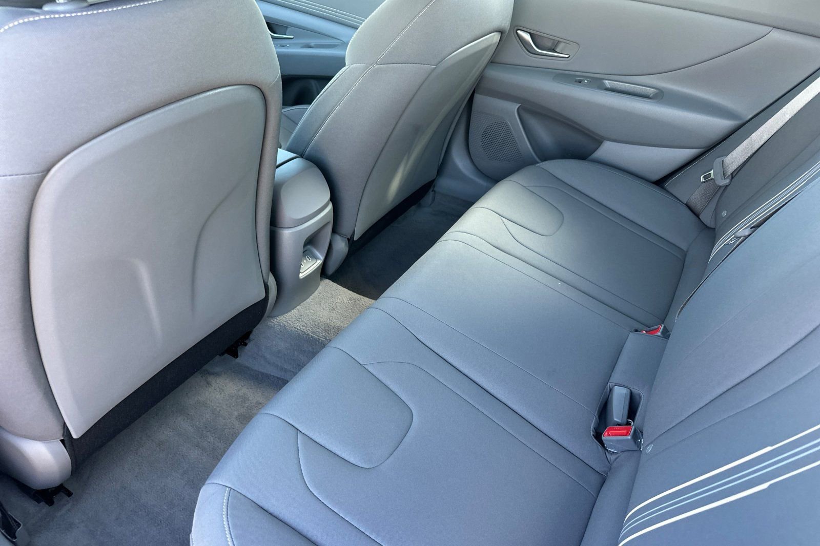 Used 2026 Hyundai Elantra Sport image 15