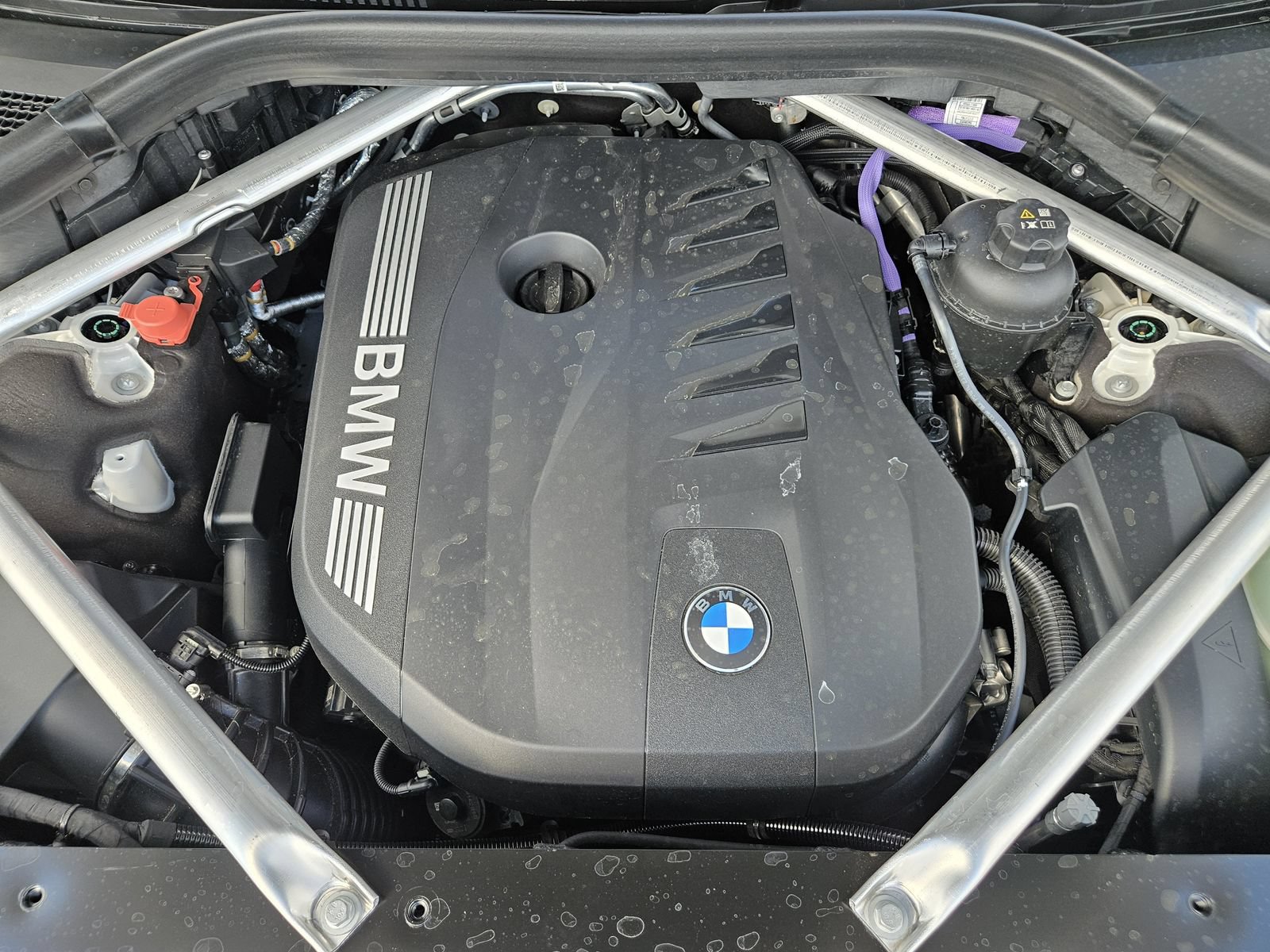 Used 2027 BMW X7 xDrive40i w/ M Sport Package AWD/4WD image 36