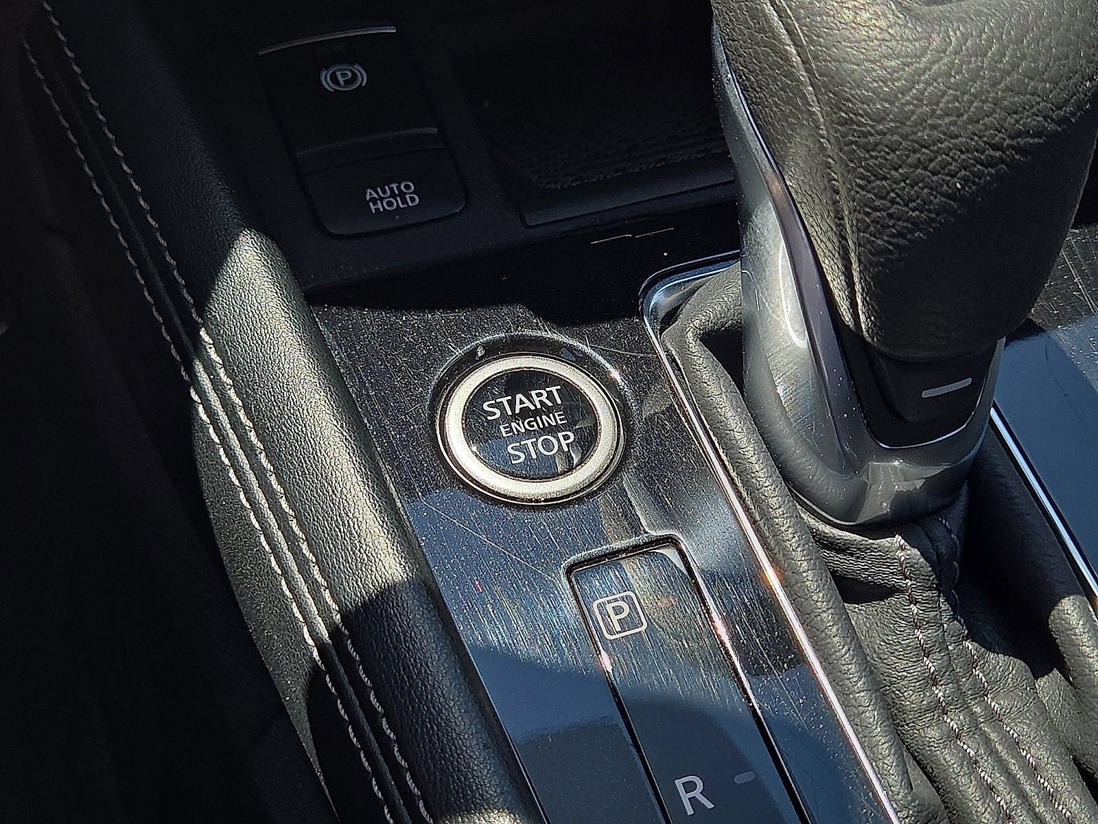 Used 2024 Nissan Kicks SV FWD image 31