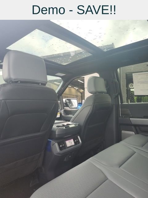 New 2025 Ford F150 Lightning Lariat image 39