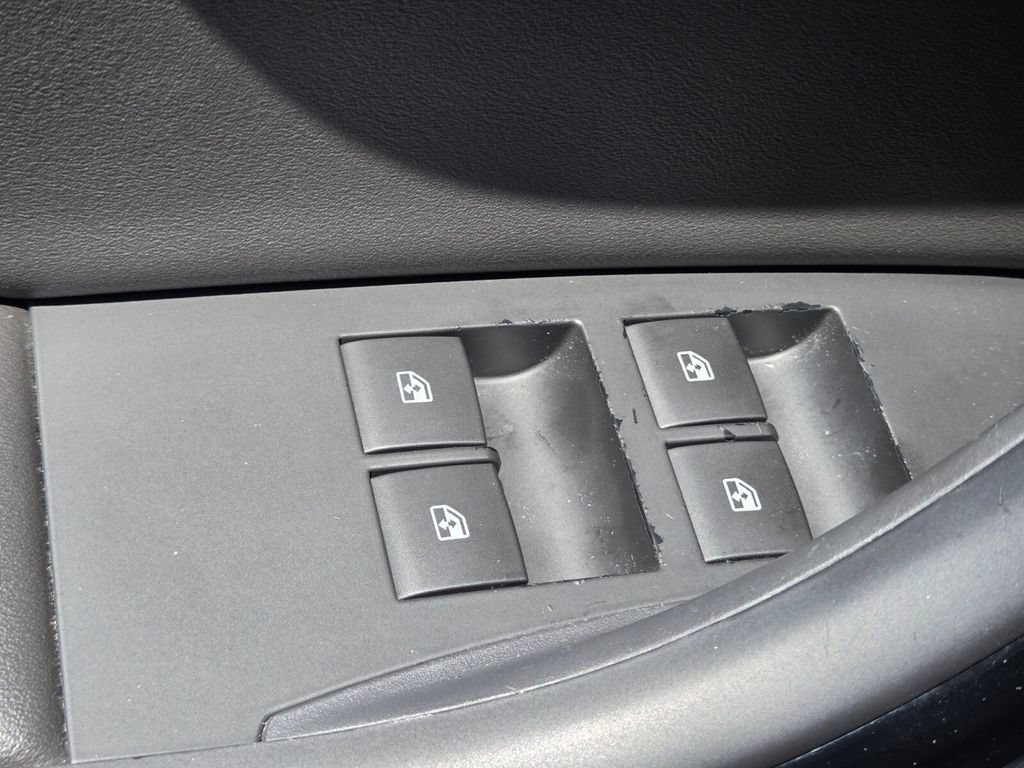 Used 2019 Buick Cascada Premium FWD image 29