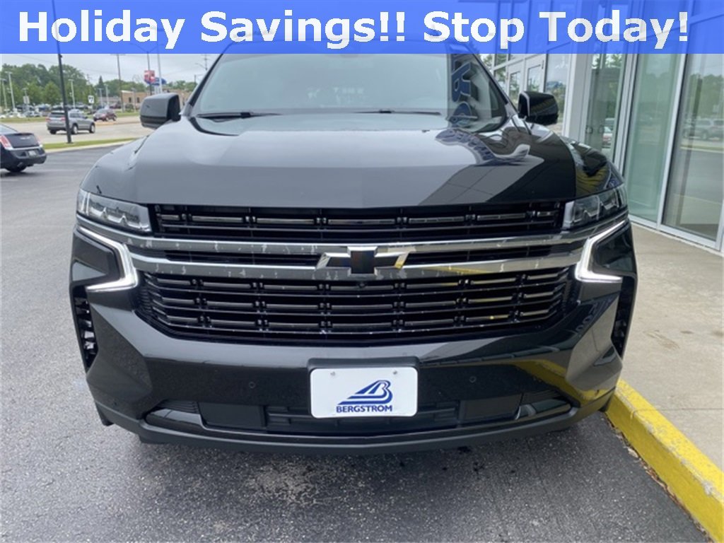 Used 2022 Chevrolet Suburban RST w/ Luxury Package image 4