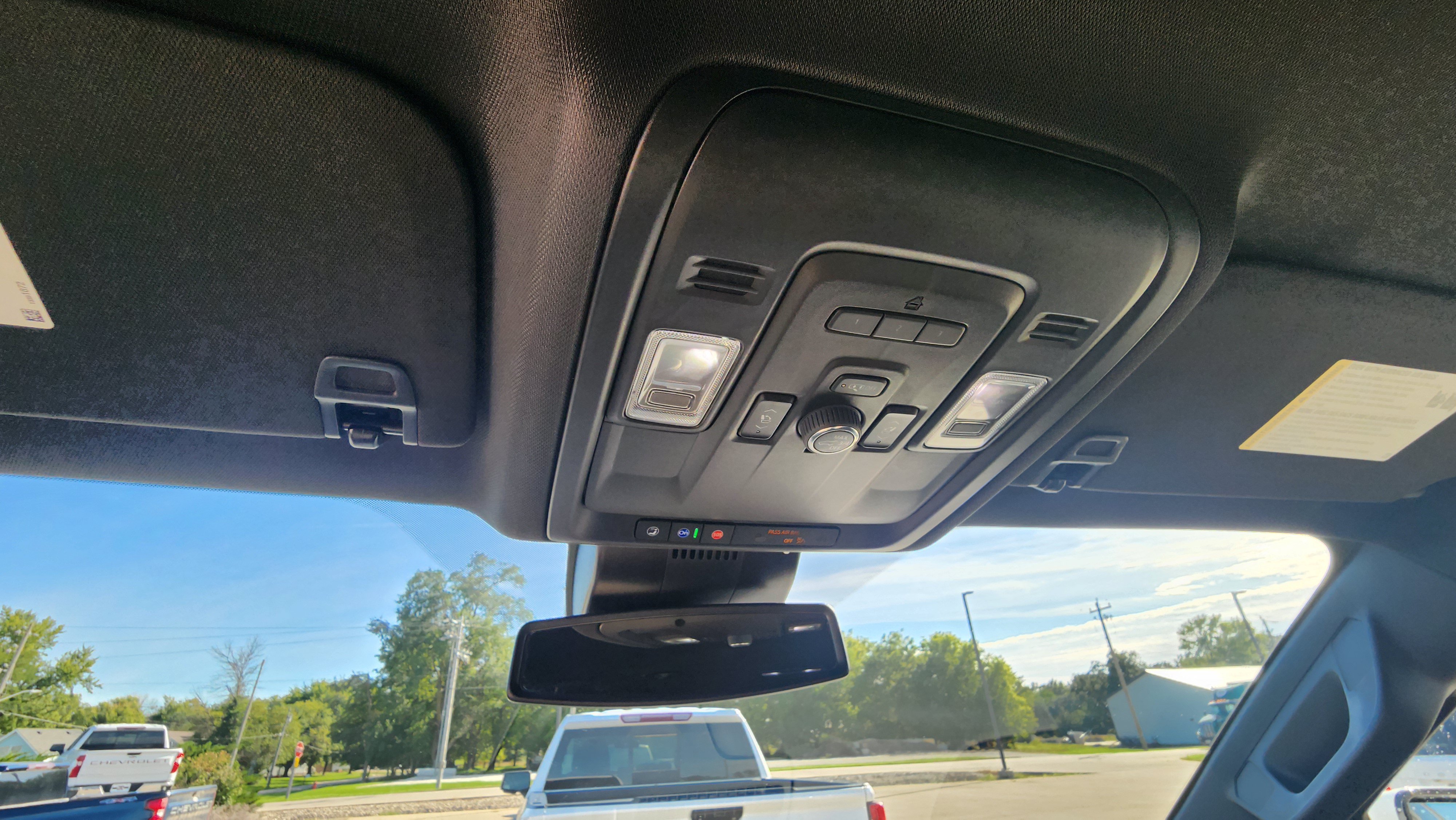 Certified 2023 Chevrolet Tahoe LT w/ Luxury Package AWD/4WD image 16