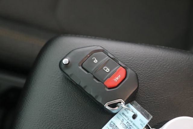 Used 2026 Jeep Wrangler Sport image 19