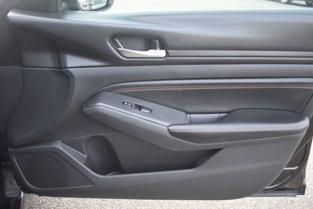 Used 2021 Nissan Altima 2.5 SR image 35