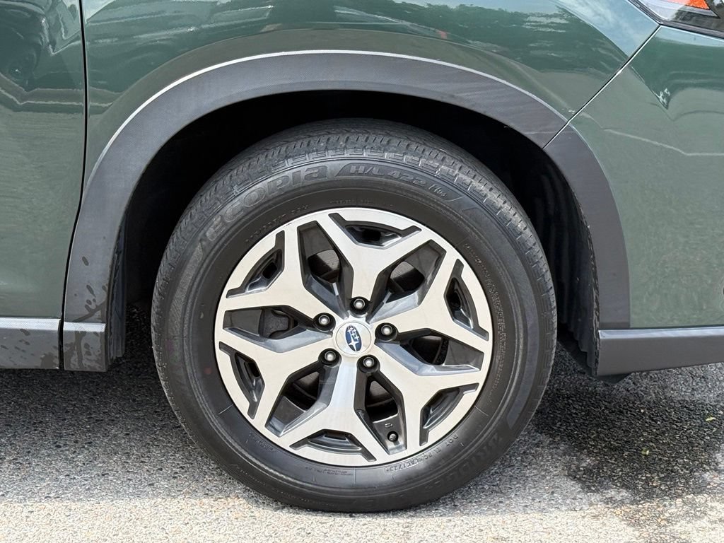 Used 2023 Subaru Forester Premium AWD/4WD image 12