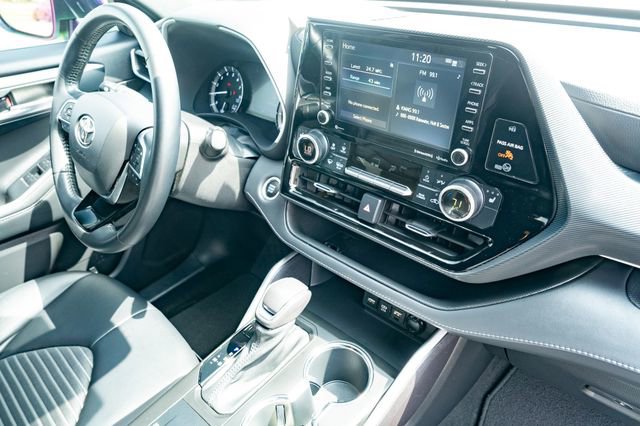 Used 2021 Toyota Highlander XSE FWD image 42