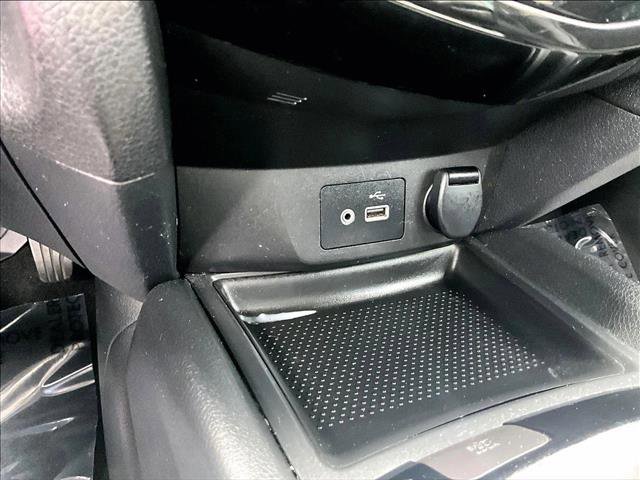Used 2020 Nissan Rogue S FWD image 25