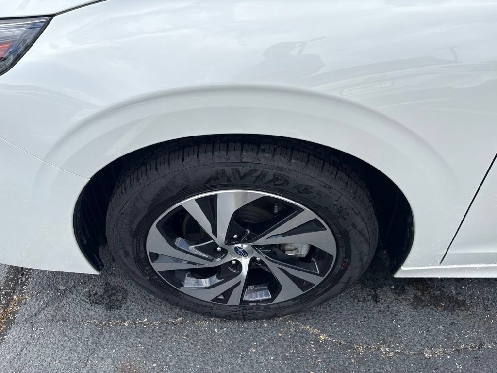 Certified 2025 Subaru Legacy Premium AWD/4WD image 7