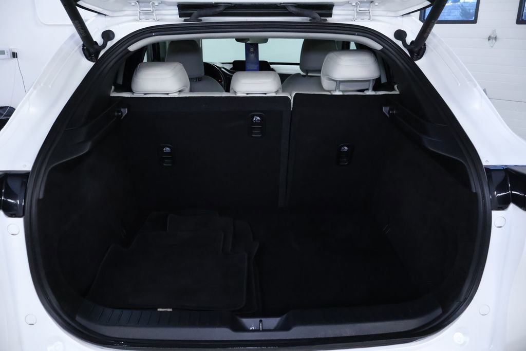 Used 2022 MAZDA CX-30 AWD 2.5 S w/ Premium Package image 17