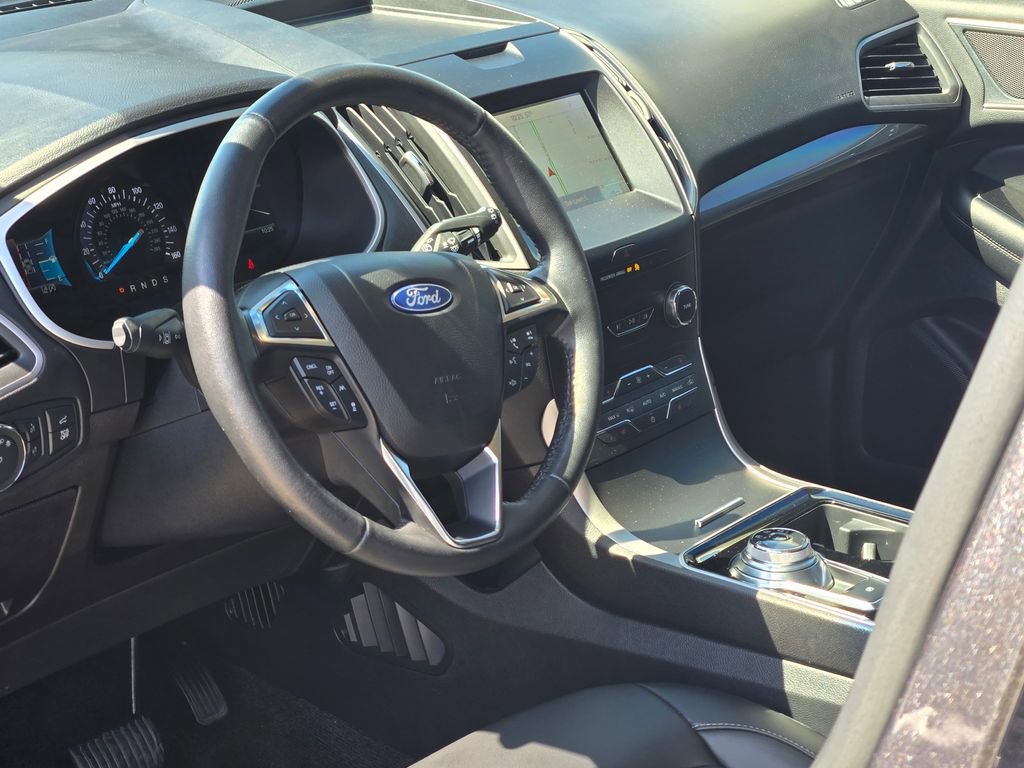 Used 2020 Ford Edge SEL w/ Convenience Package AWD/4WD image 35