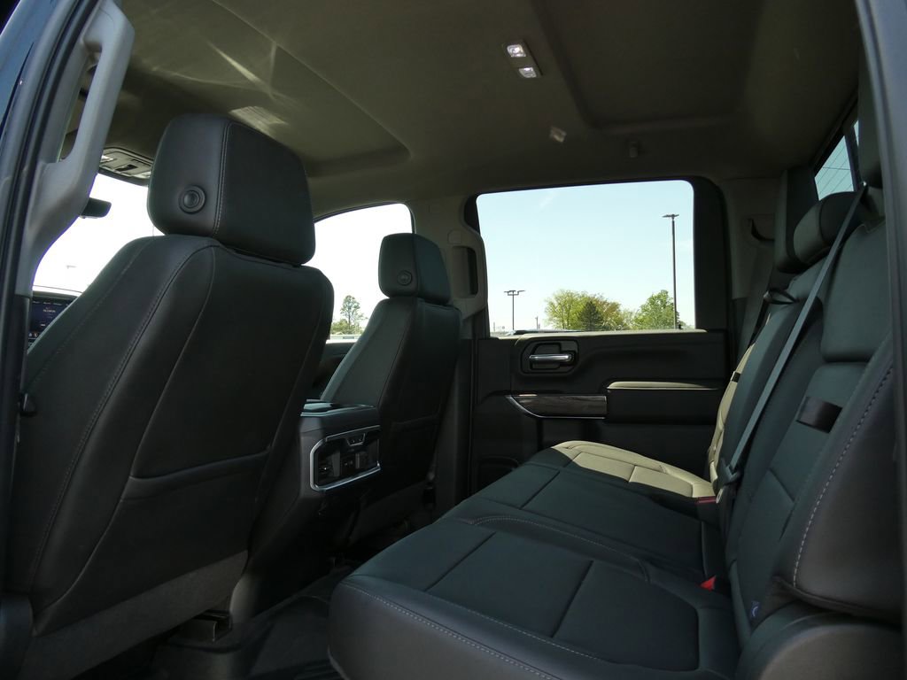 Certified 2020 Chevrolet Silverado 3500 LTZ w/ LTZ Premium Package image 19