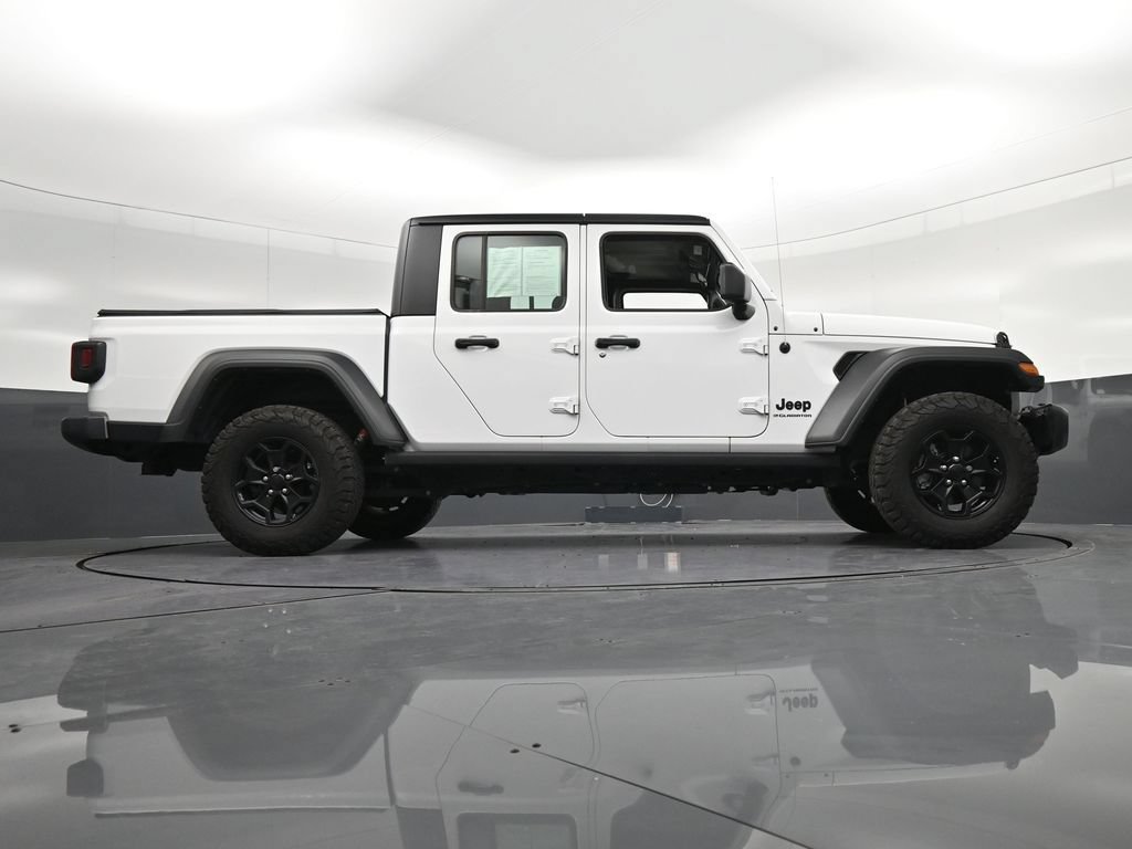 Used 2023 Jeep Gladiator Sport AWD/4WD image 30