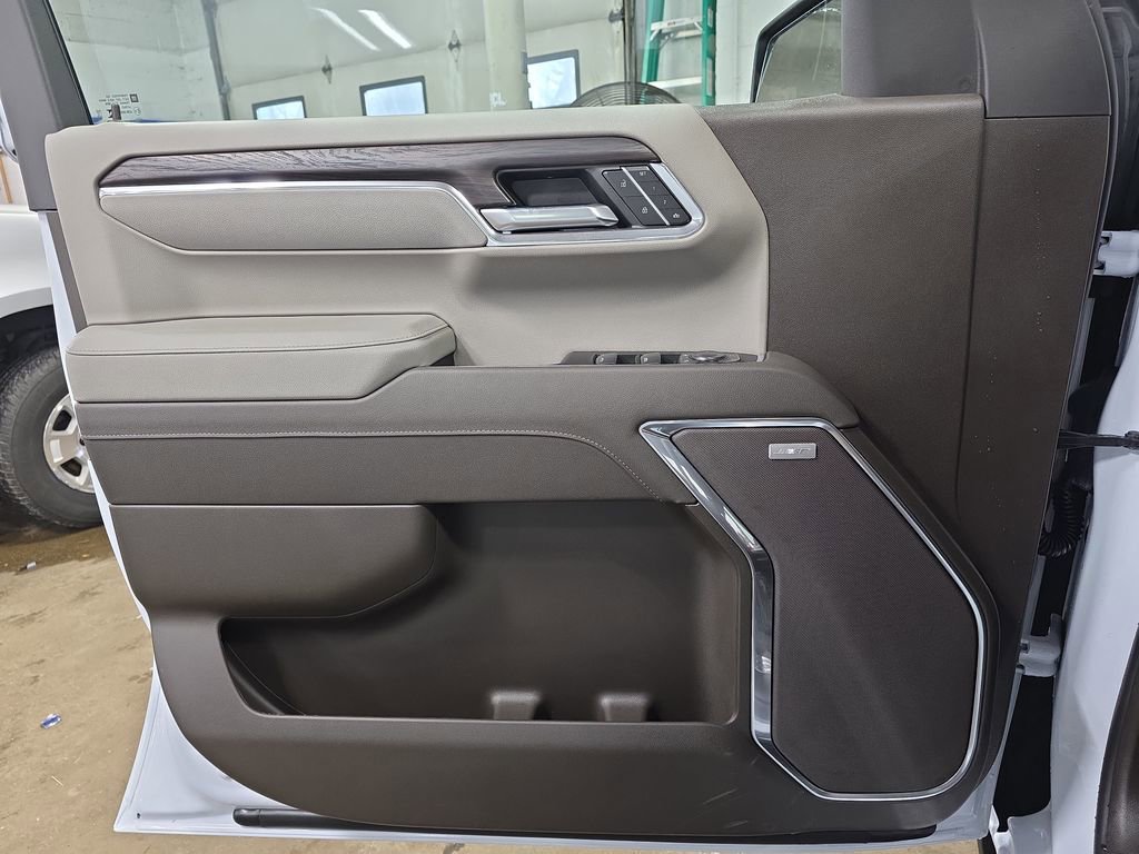 New 2026 GMC Sierra 1500 SLT w/ SLT Premium Package image 25