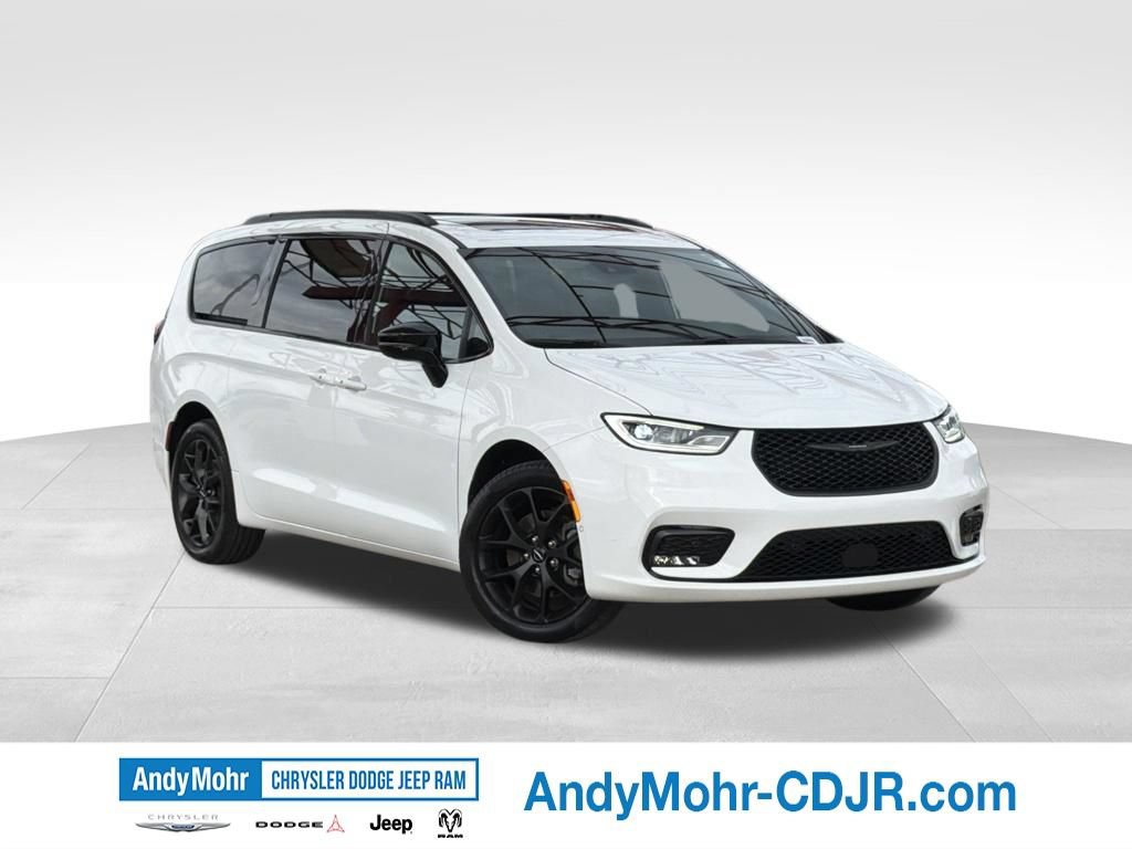 Used 2024 Chrysler Pacifica Limited w/ S Appearance Package AWD/4WD 360° Tour