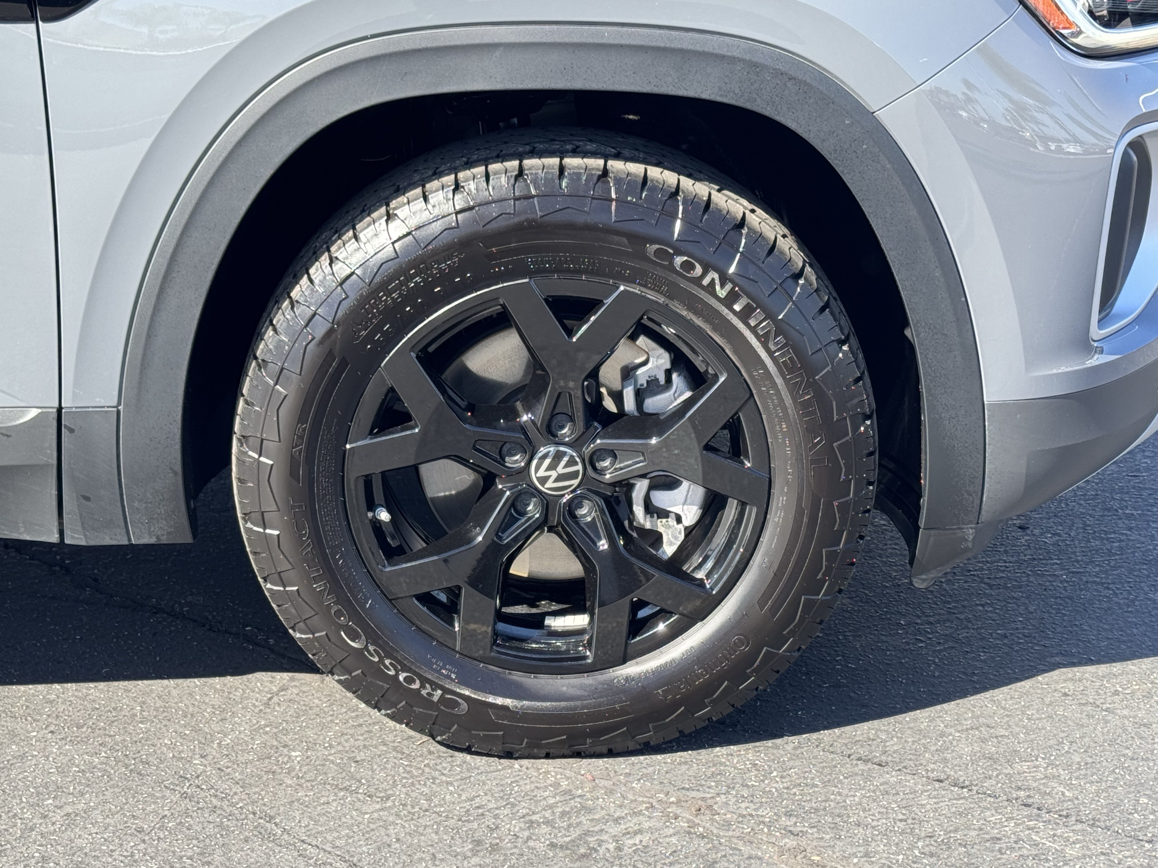 Used 2026 Volkswagen Atlas Peak Edition AWD/4WD image 11