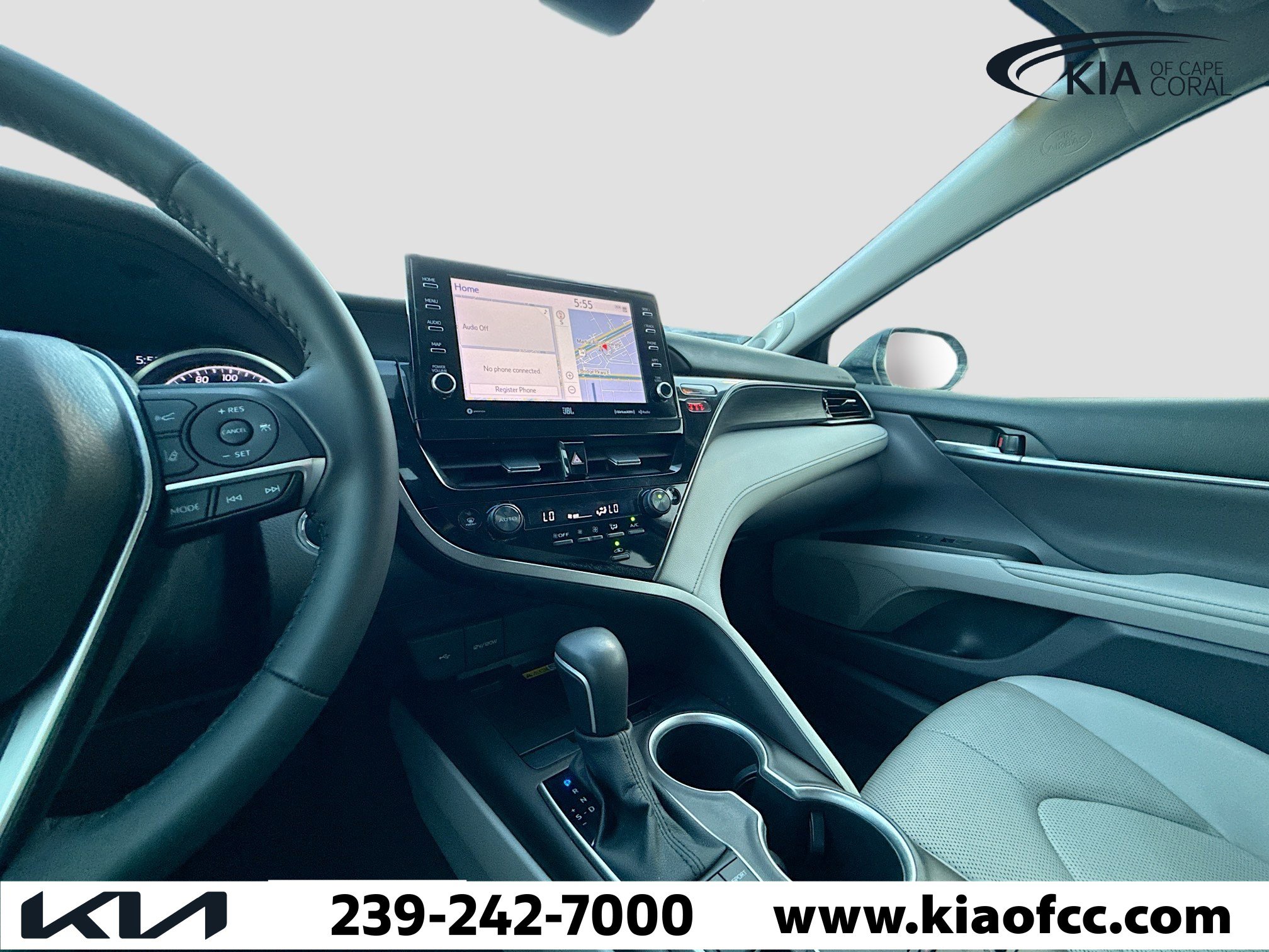 Used 2023 Toyota Camry XLE w/ Navigation Package image 26